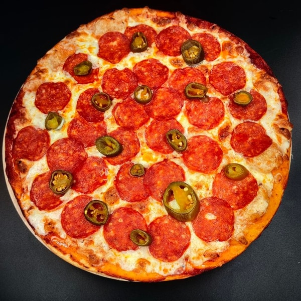 Фото Пепперони с халапеньо